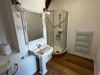  Colocation � louer 9 pi�ces 200 m�