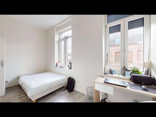  Colocation � louer 6 pi�ces 100 m�