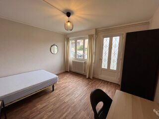  Colocation � louer 8 pi�ces 140 m�