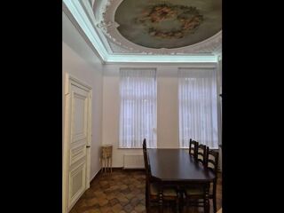  Colocation � louer 10 pi�ces 250 m�