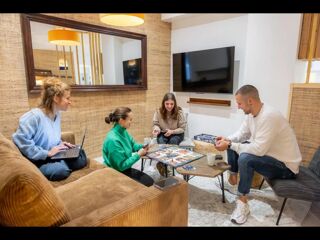  Colocation � louer 10 pi�ces 180 m�