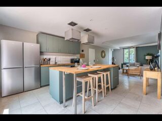  Colocation � louer 6 pi�ces 220 m�