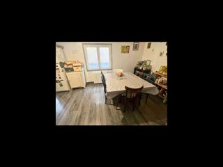 Colocation � louer 6 pi�ces 200 m�