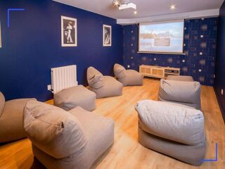  Colocation � louer 8 pi�ces 180 m�