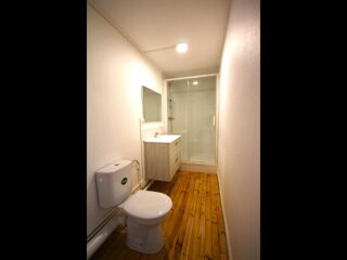  Colocation � louer 7 pi�ces 130 m�