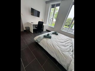  Colocation � louer 10 pi�ces 300 m�