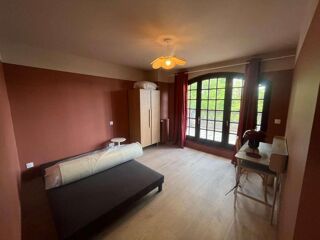  Colocation � louer 10 pi�ces 330 m�