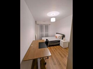  Colocation � louer 7 pi�ces 100 m�