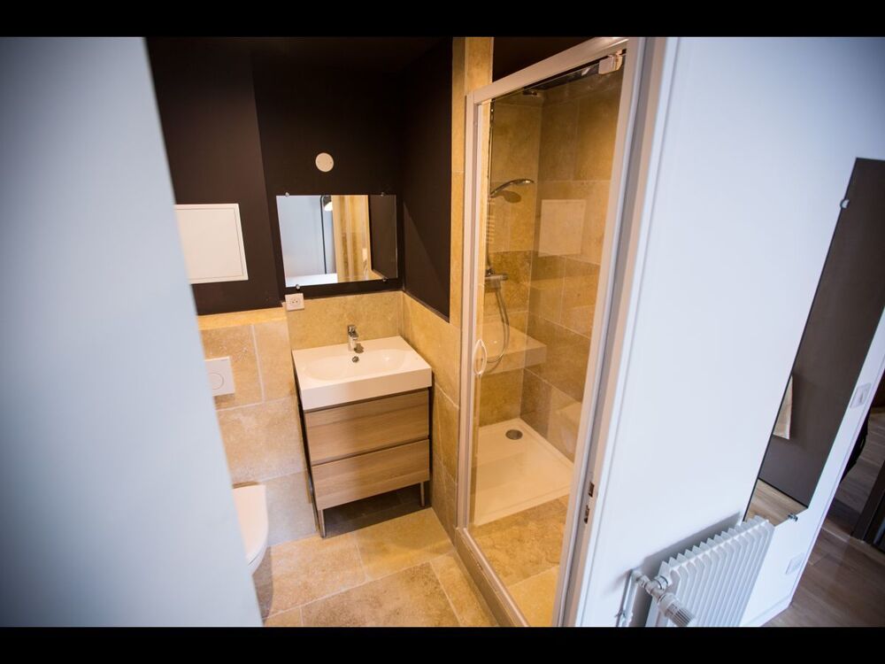 location Colocation - 10 pi�ce(s) - 450 m� Le Perreux-sur-Marne (94170)