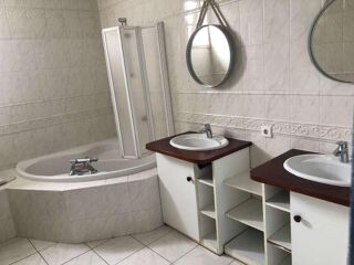  Colocation � louer 5 pi�ces 142 m�