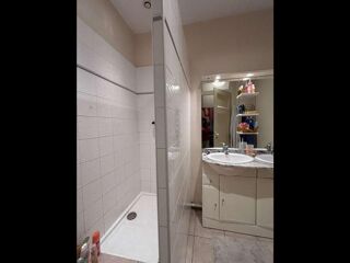  Colocation � louer 8 pi�ces 197 m�