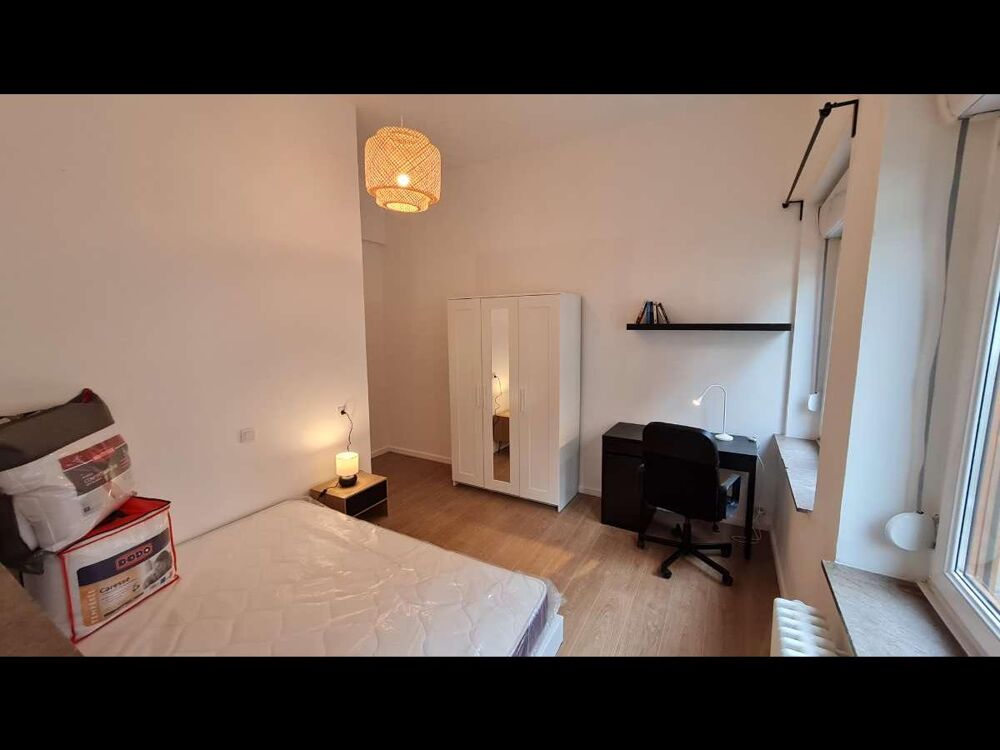 location Colocation - 8 pi�ce(s) - 120 m� Tourcoing (59200)