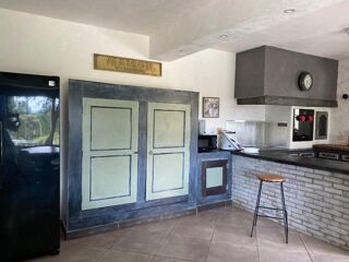  Colocation � louer 9 pi�ces 240 m�