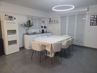  Colocation � louer 8 pi�ces 175 m�