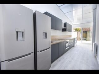  Colocation � louer 10 pi�ces 200 m�