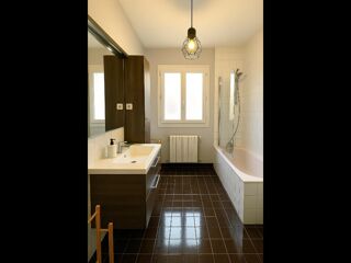  Colocation � louer 9 pi�ces 160 m�