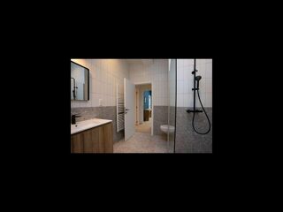  Colocation � louer 6 pi�ces 180 m�