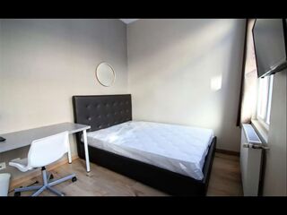  Colocation � louer 6 pi�ces 100 m�