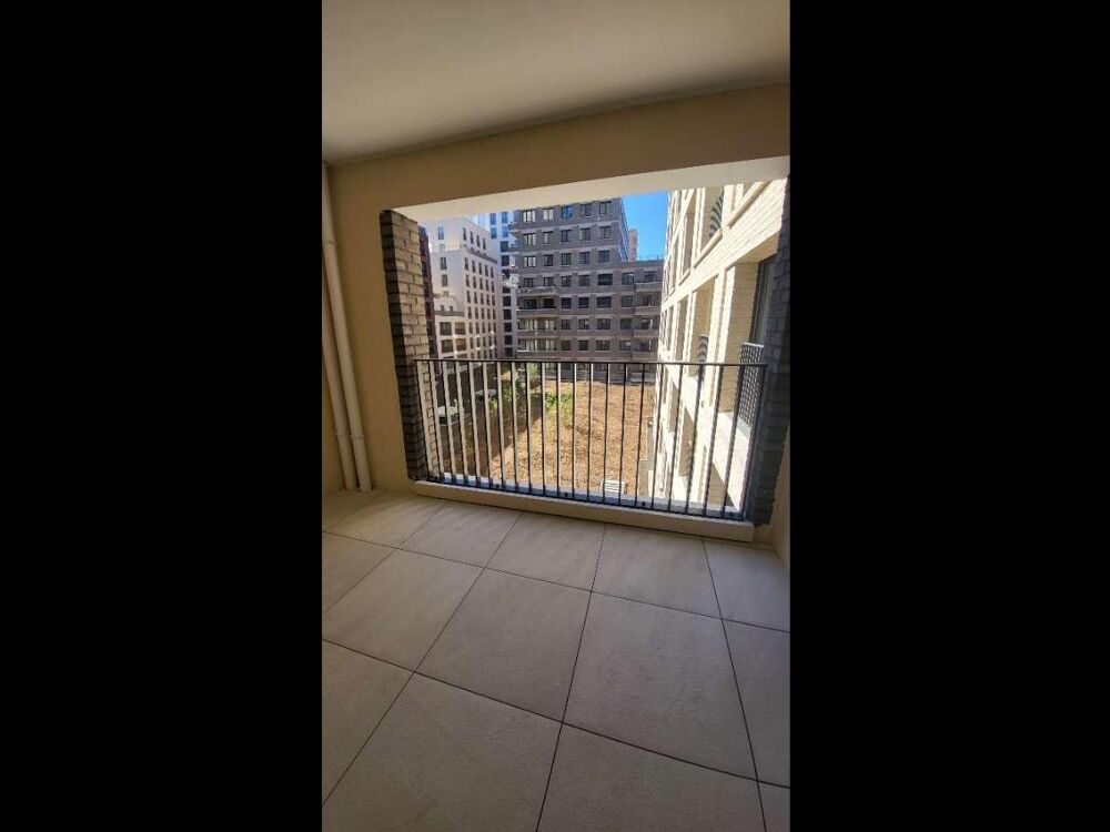 location Colocation - 4 pi�ce(s) - 84 m� Bobigny (93000)