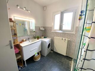  Colocation � louer 9 pi�ces 200 m�