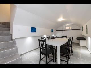  Colocation � louer 9 pi�ces 180 m�