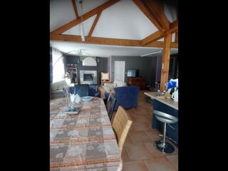  Colocation � louer 9 pi�ces 200 m�