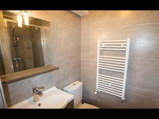  Colocation � louer 6 pi�ces 110 m�