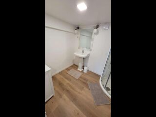  Colocation � louer 9 pi�ces 200 m�