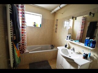  Colocation � louer 6 pi�ces 130 m�