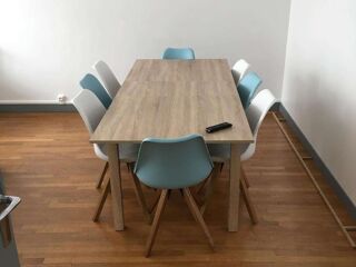  Colocation � louer 8 pi�ces 250 m�