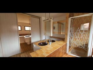  Colocation � louer 10 pi�ces 350 m�