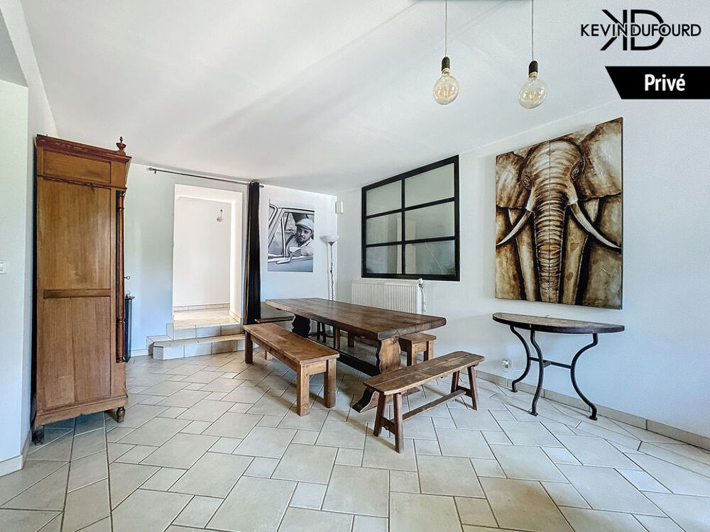 Vente Maison DOMAINE de +1.000m² sur un terrain de 3 Hectares à MONTRÉAL Aubenas