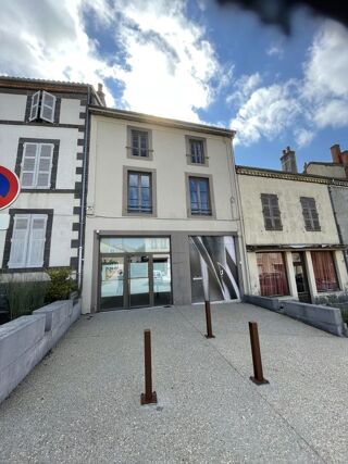  Immeuble à vendre 14 pièces 235 m²