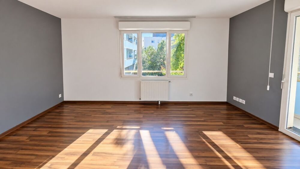 Vente Appartement À VENDRE - LYON 7e, ZAC DU BON LAIT - T3 DE 61 m² - BALCON Lyon 7