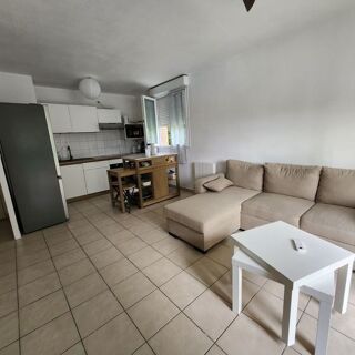  Appartement à louer 3 pièces 50 m²