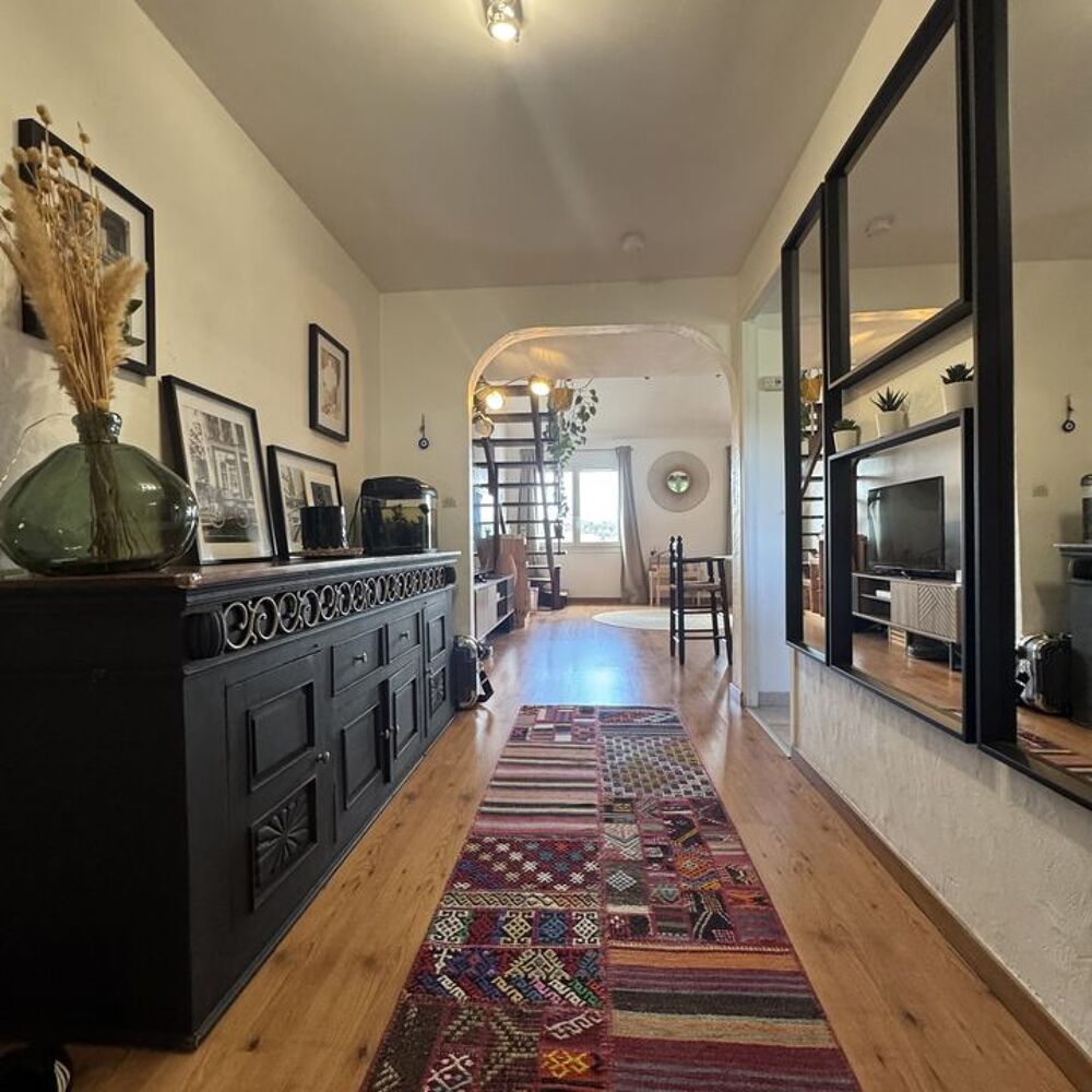 Duplex F5 en excellent état - Vue dégagée - Garage, cave et