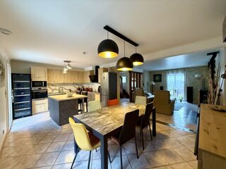  Maison � vendre 8 pi�ces 146 m�