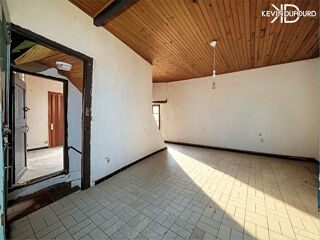  Immeuble à vendre 5 pièces 150 m²