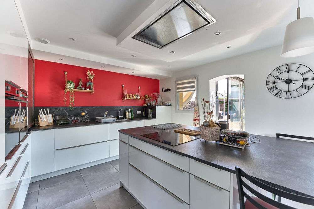 Vente Maison Maison familiale avec piscine - 3 chambres + bureau - Sous-sol La pommeraye