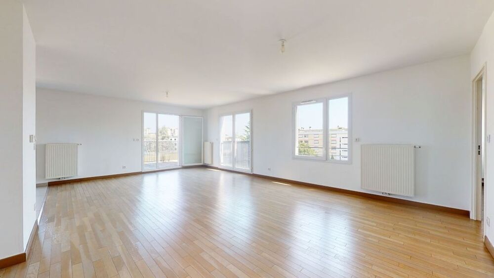 Vente Appartement SUPERBE T5 LUMINEUX AVEC TERRASSE ET BALCON A ECULLY �cully