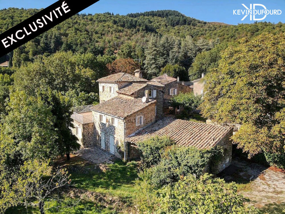 Vente Maison Ensemble immobilier de 300m² avec un terrain de 1,2 ha à Saint-Étienne-de-boulogne