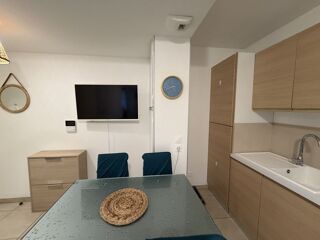  Appartement à louer 3 pièces 45 m²