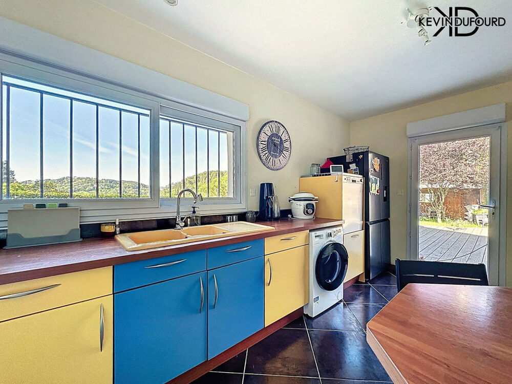 Maison de 90 m² sur un terrain de 690 m² à UCEL