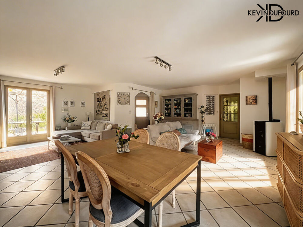 Vente Maison Maison de 140 m² sur un terrain de 1 350 m² à THUEYTS Thueyts