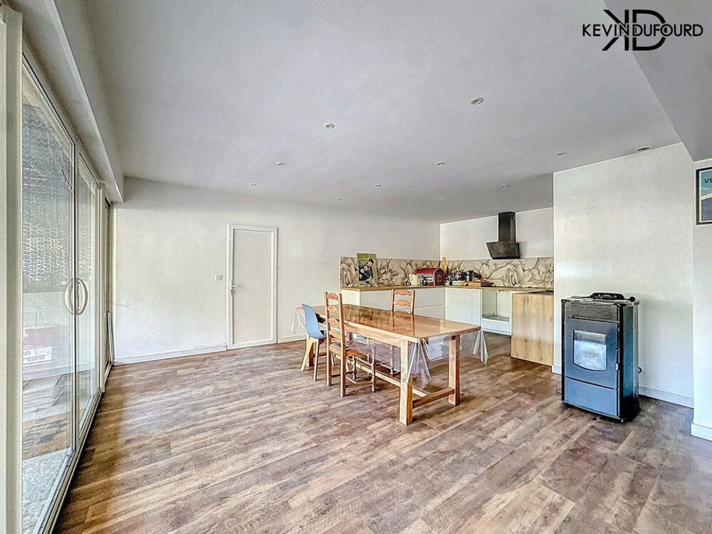 Vente Maison Appartement duplex de 100m² avec terrasse à VALS LES BAINS Vals-les-bains