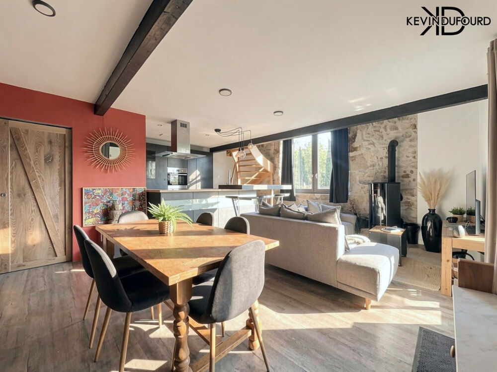 Vente Appartement Appartement 85 m² + terrasse à PONT DE LABEAUME Pont-de-labeaume