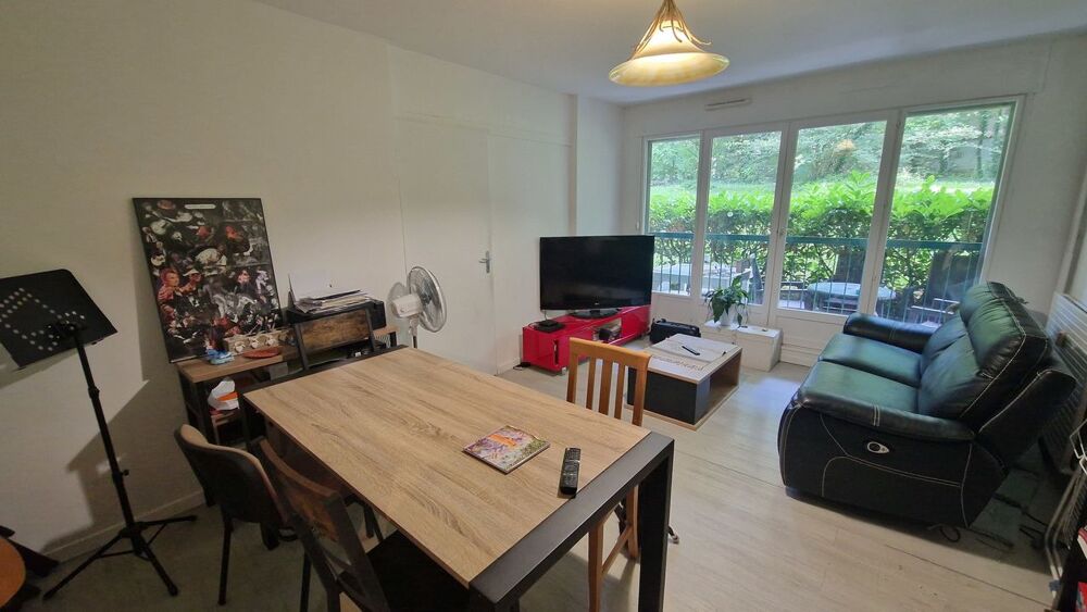 Superbe T5 de 90 m² en rez-de-jardin avec terrasse -