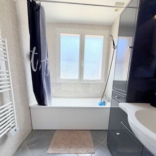  Maison à louer 4 pièces 82 m²
