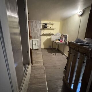  Immeuble à vendre 8 pièces 160 m²
