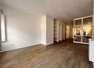  Appartement à louer 4 pièces 90 m²